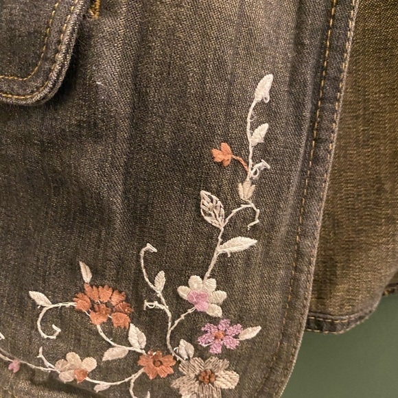 Apostrophe Black Floral Embroidered Blazer. - Picture 3 of 6